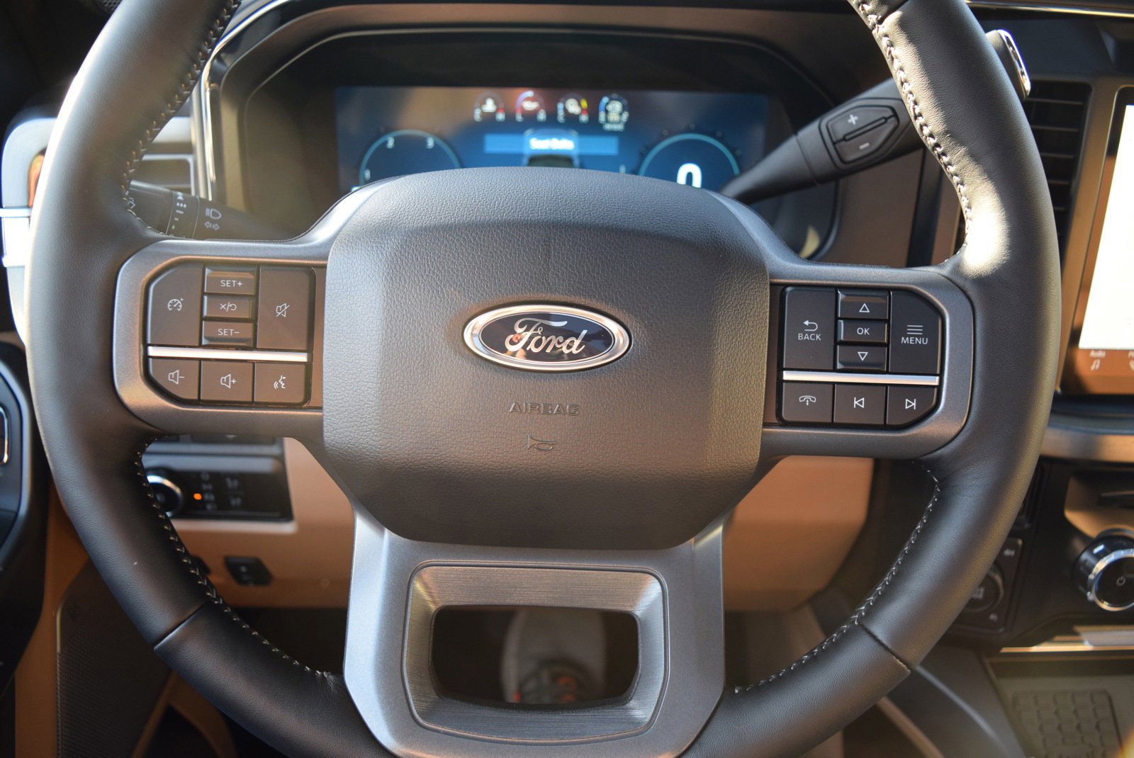 Certified 2024 Ford F250 Lariat w/ Sport Appearance Package AWD/4WD image 8