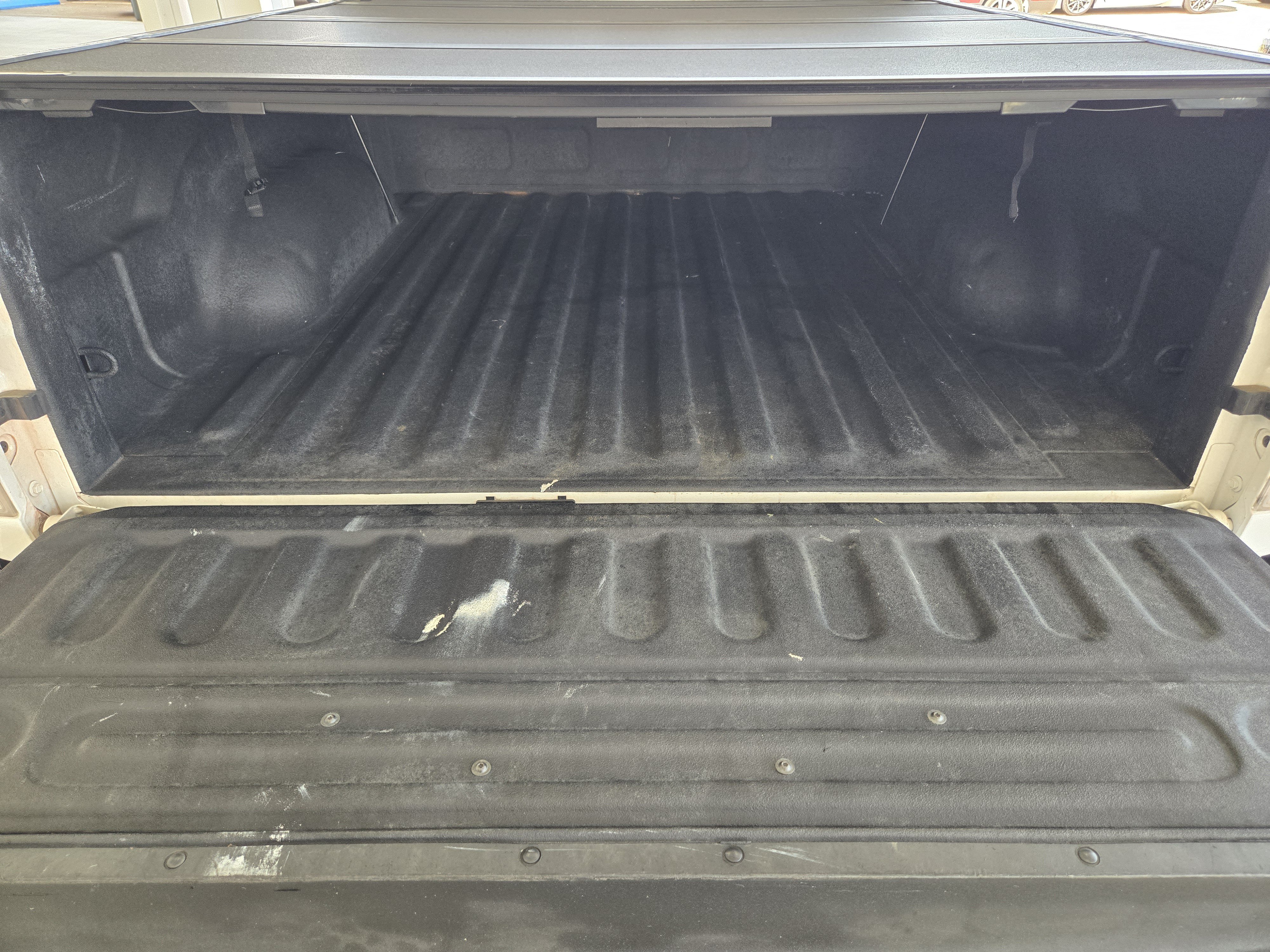 Used 2018 RAM 1500 Laramie AWD/4WD image 22