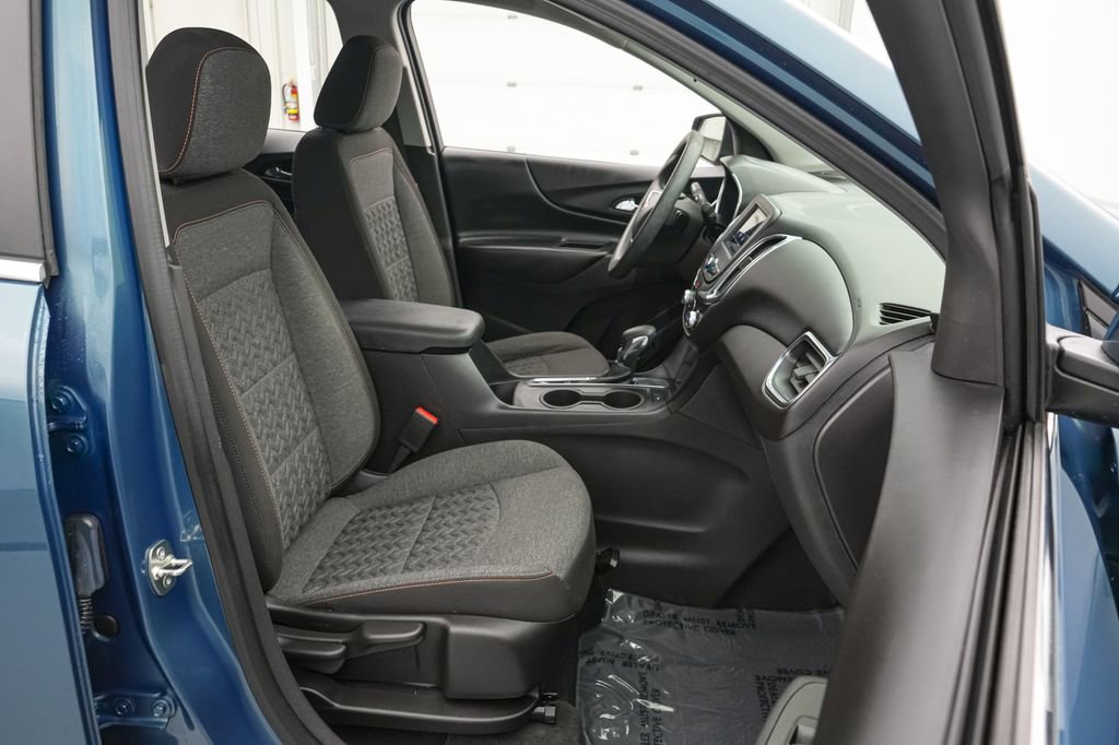 Used 2024 Chevrolet Equinox LT FWD image 20