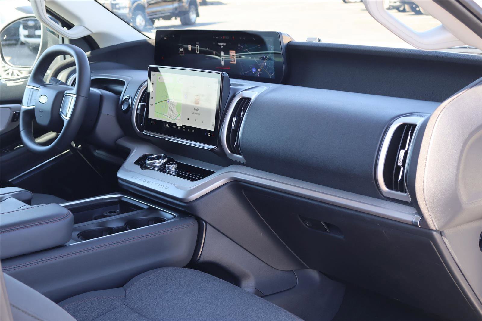 Certified 2025 Ford Expedition Max Active image 40