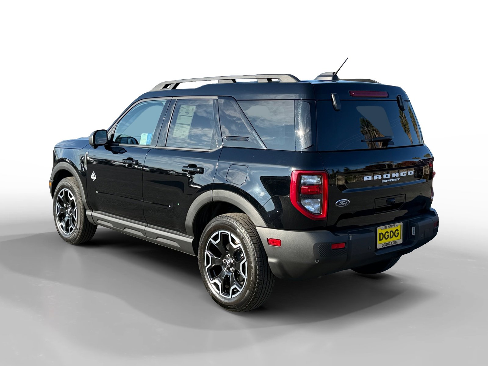 Certified 2025 Ford Bronco Sport Outer Banks w/ Outer Banks Tech Package+ image 3