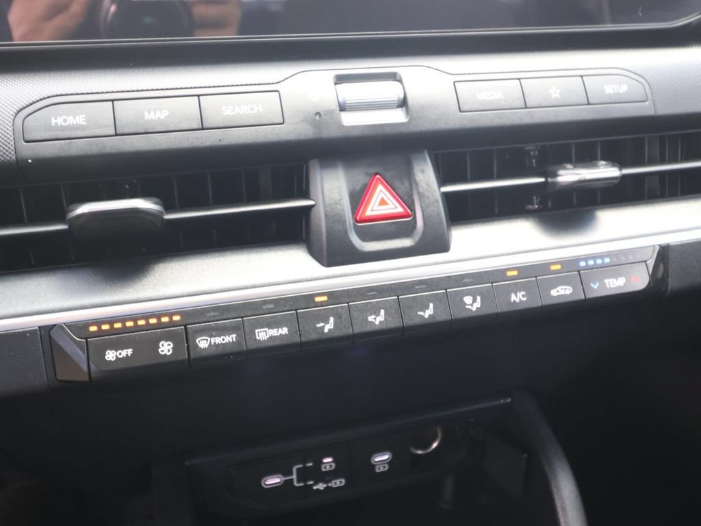 Used 2025 Kia K4 FWD image 20