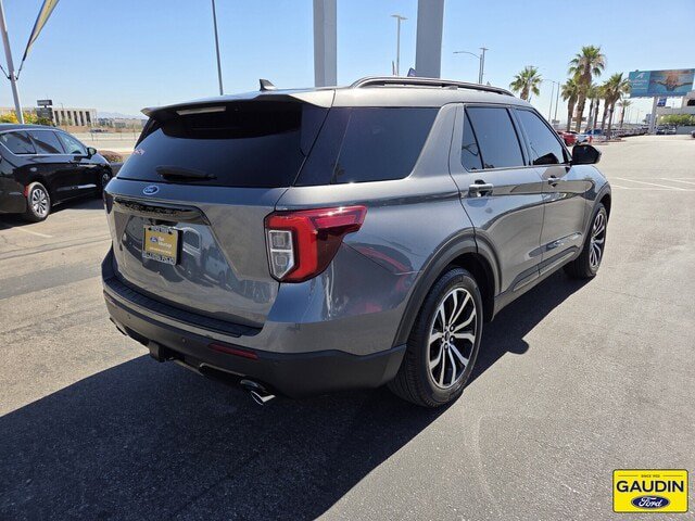 Certified 2023 Ford Explorer ST-Line w/ Class IV Trailer Tow Package RWD image 7