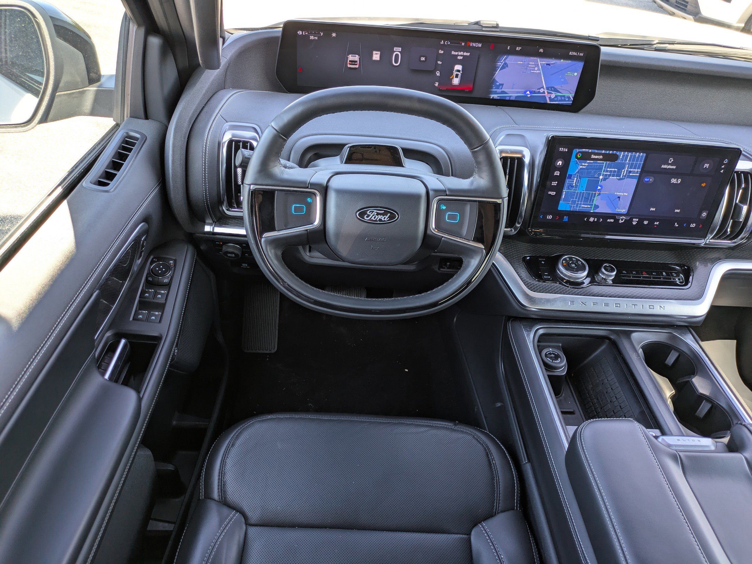 Certified 2025 Ford Expedition Platinum w/ Stealth Appearance Package AWD/4WD image 15
