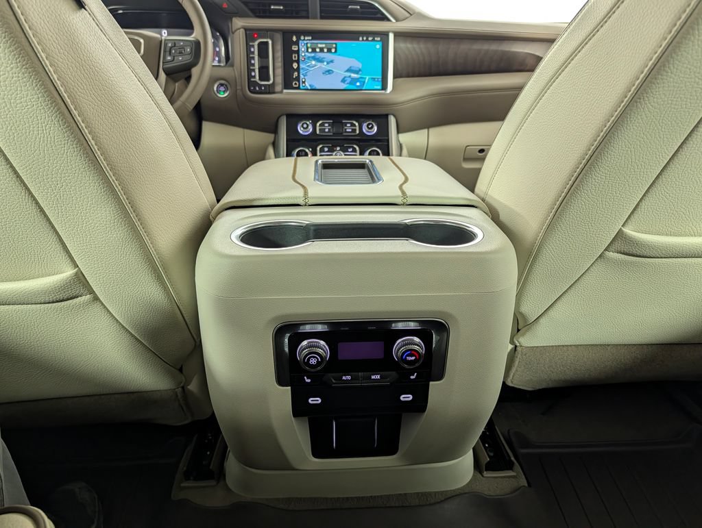 Used 2023 GMC Yukon XL Denali w/ Max Trailering Package AWD/4WD image 14