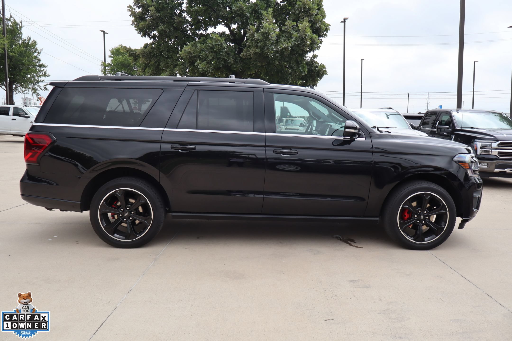 Certified 2023 Ford Expedition Max Limited AWD/4WD image 2