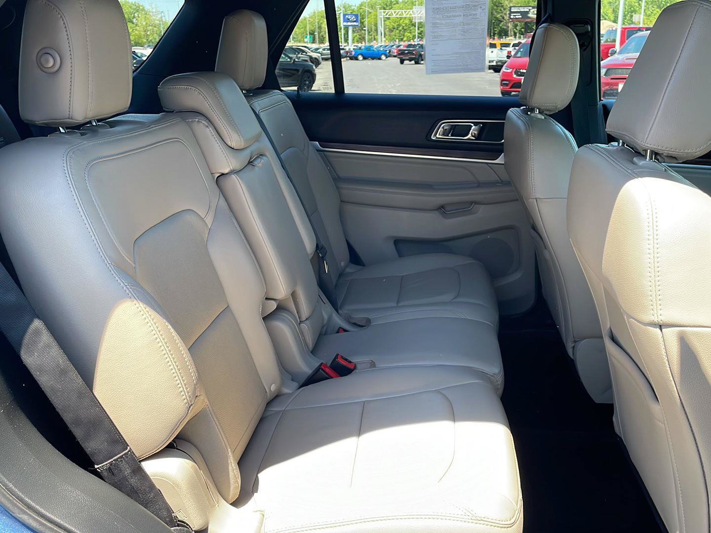Certified 2018 Ford Explorer Limited w/ Equipment Group 301A AWD/4WD image 25