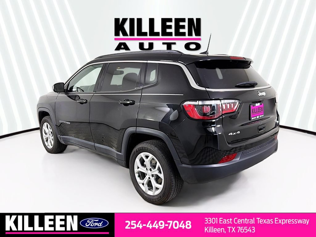 Used 2024 Jeep Compass Latitude AWD/4WD image 7