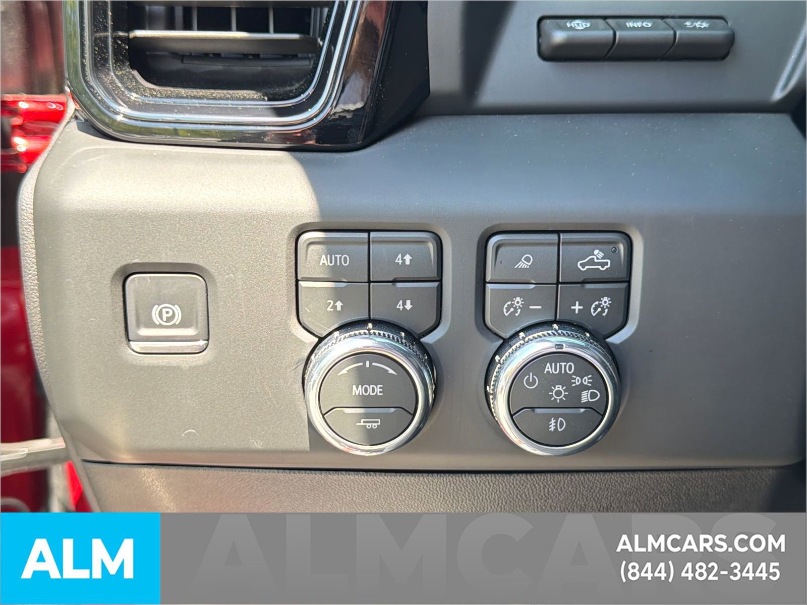 Used 2026 GMC Sierra 2500 AT4 w/ AT4 Premium Plus Package AWD/4WD image 36