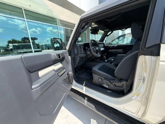 Certified 2026 Ford Bronco 2-Door w/ Sasquatch Package AWD/4WD image 8