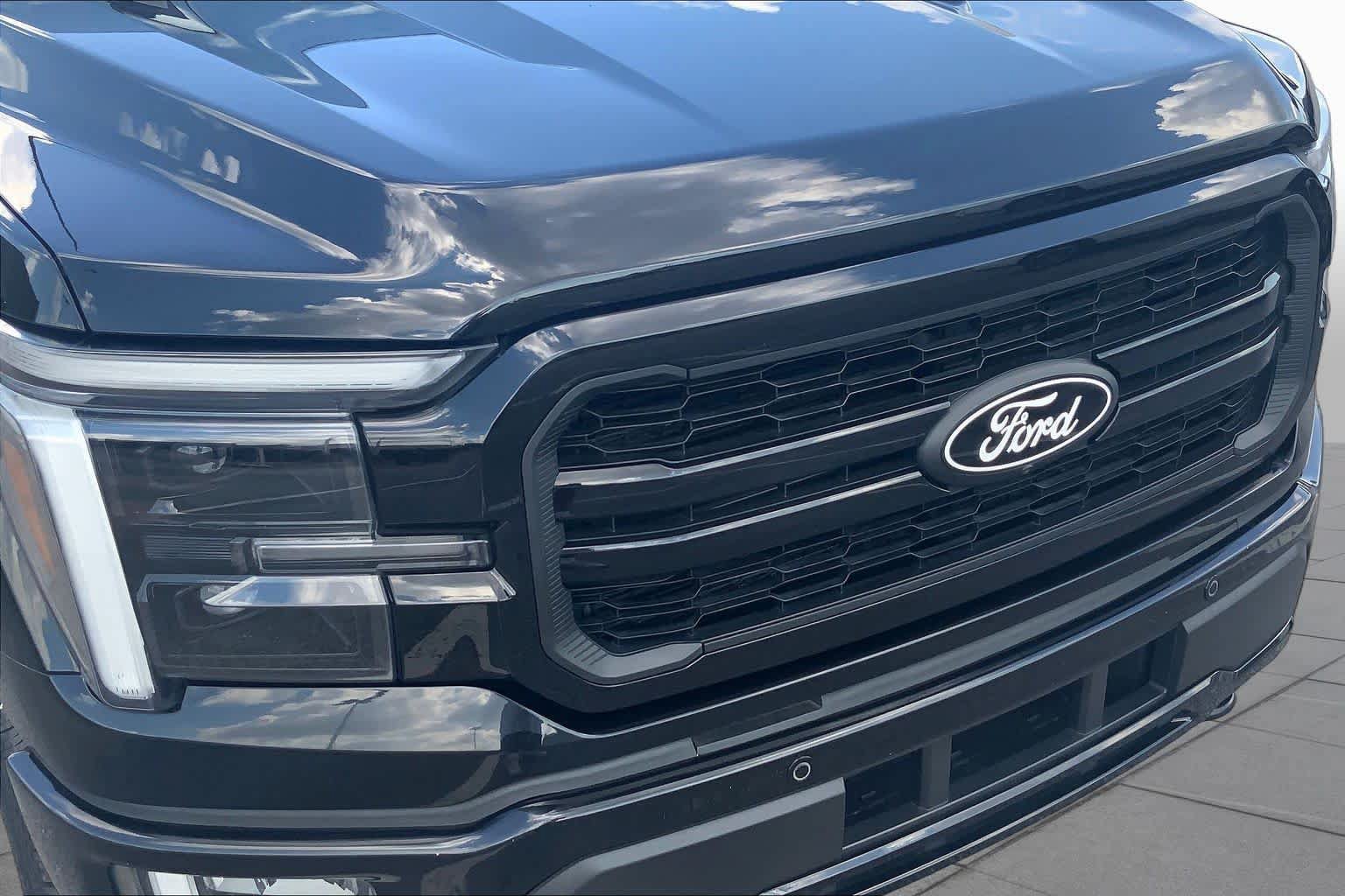 Certified 2024 Ford F150 Lariat w/ Equipment Group 502A High AWD/4WD image 30