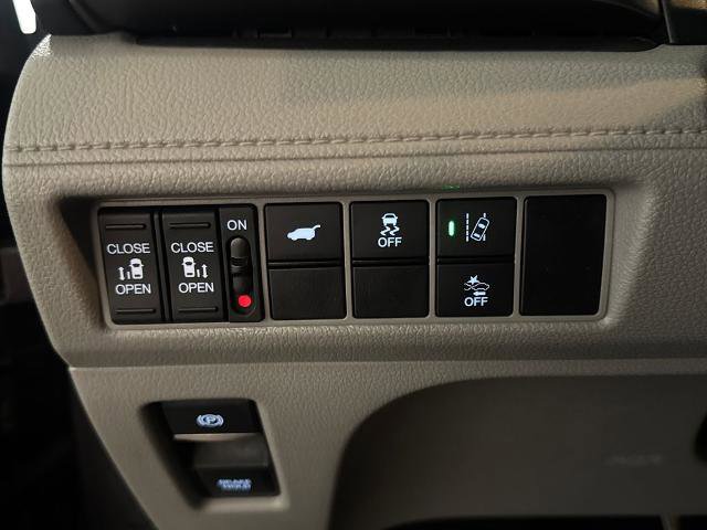 Used 2019 Honda Odyssey EX-L image 18