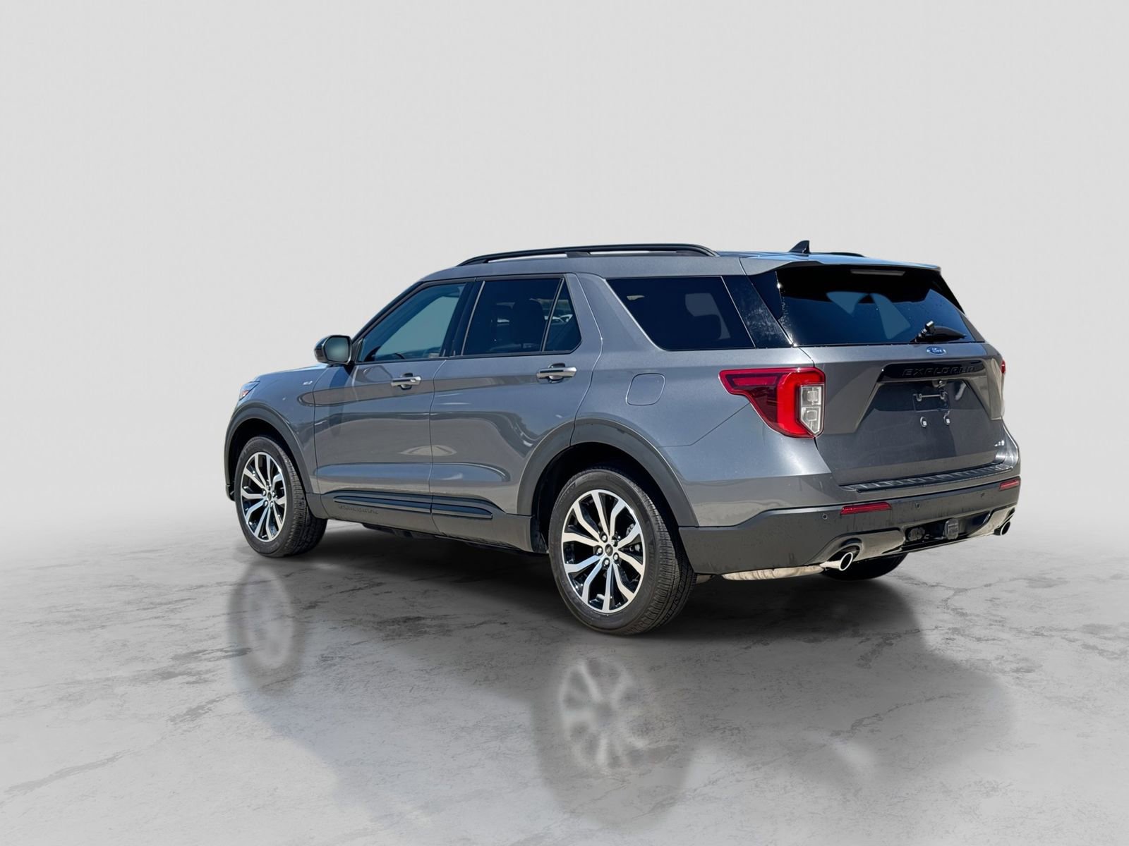 Certified 2022 Ford Explorer ST-Line w/ Class IV Trailer Tow Package AWD/4WD image 5
