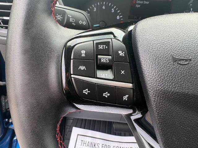 Certified 2022 Ford Escape SEL w/ SEL Stealth AWD Package image 16