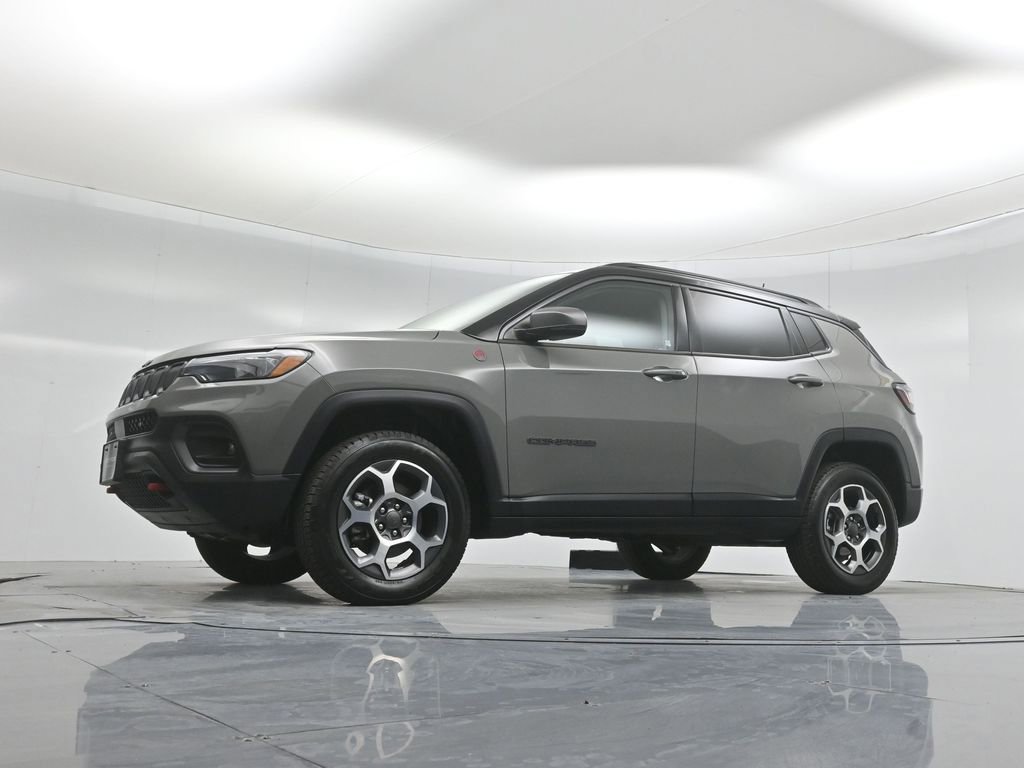 Used 2022 Jeep Compass Trailhawk w/ Trailhawk Elite Group image 51