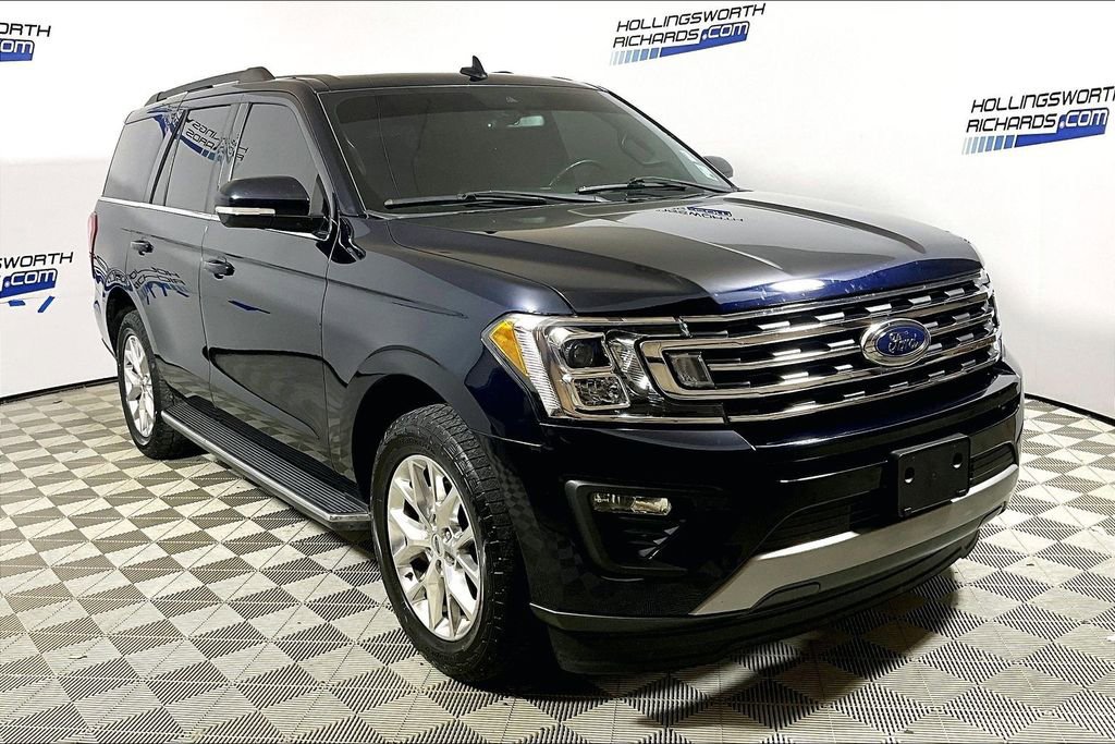 Certified 2021 Ford Expedition XLT RWD image 3