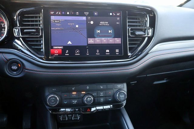Used 2025 Dodge Durango GT image 32