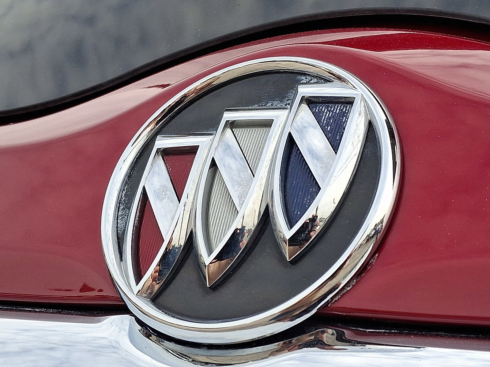 Used 2024 Buick Enclave Premium image 30