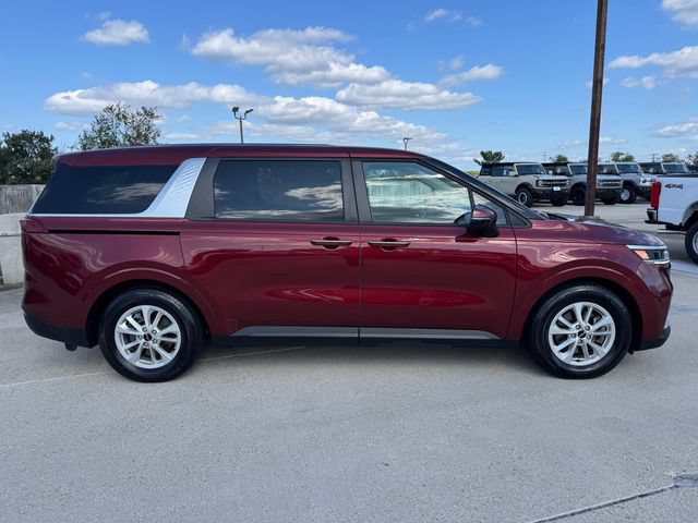 Used 2022 Kia Carnival LX FWD image 4