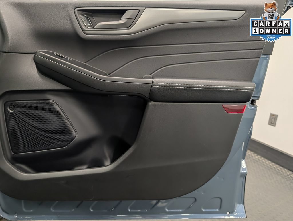 Certified 2024 Ford Escape Active AWD/4WD image 31