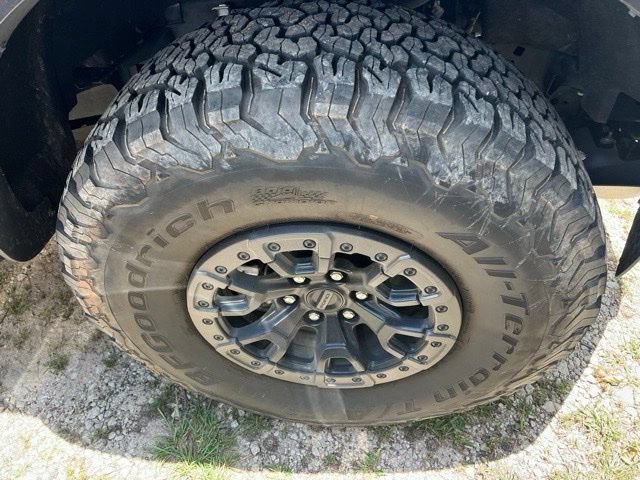 Certified 2025 Ford F150 Raptor AWD/4WD image 9