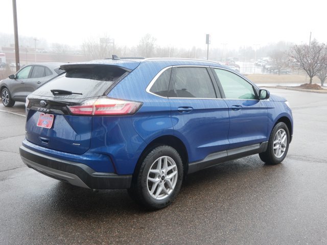 Certified 2024 Ford Edge SEL w/ Convenience Package image 3
