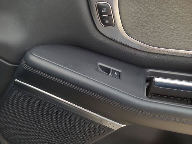 Certified 2025 Ford Expedition Tremor AWD/4WD image 10
