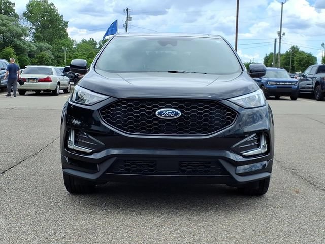Certified 2024 Ford Edge ST-Line AWD/4WD image 2
