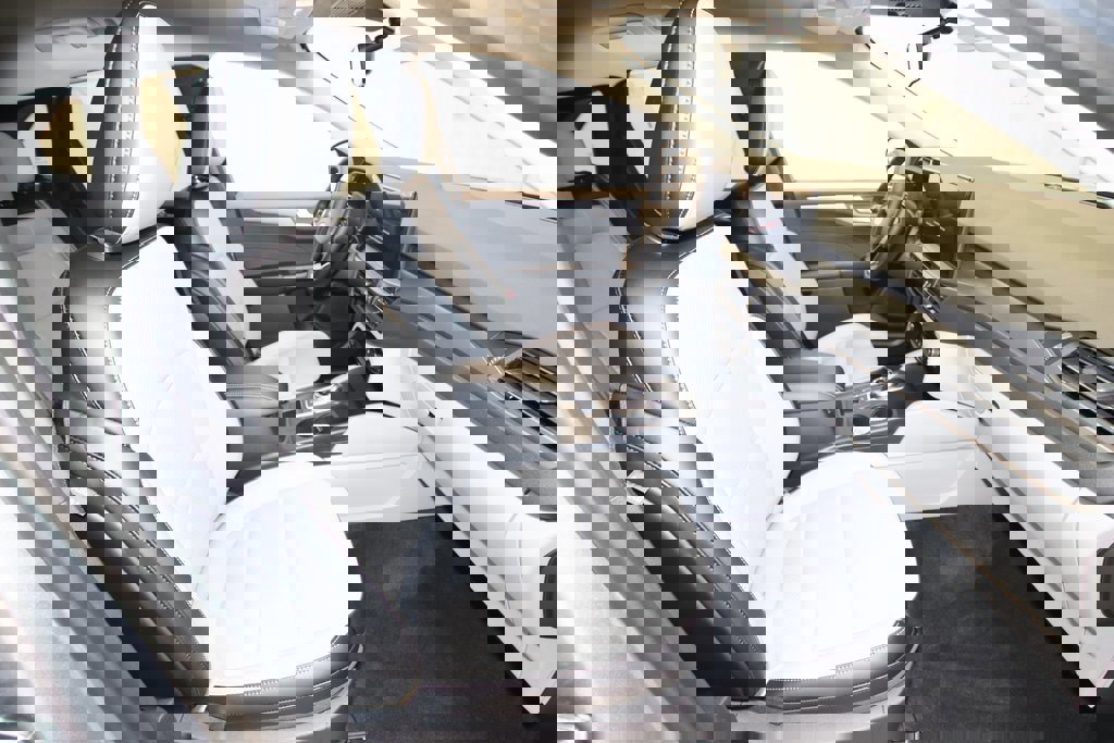 Certified 2024 Ford Escape SE image 57