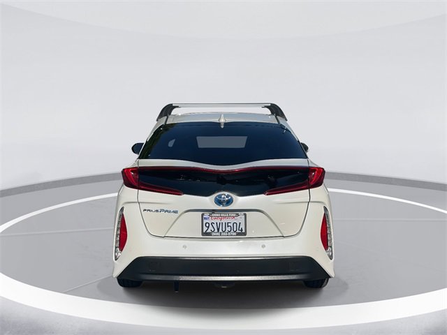 Used 2017 Toyota Prius Prime Advanced image 6