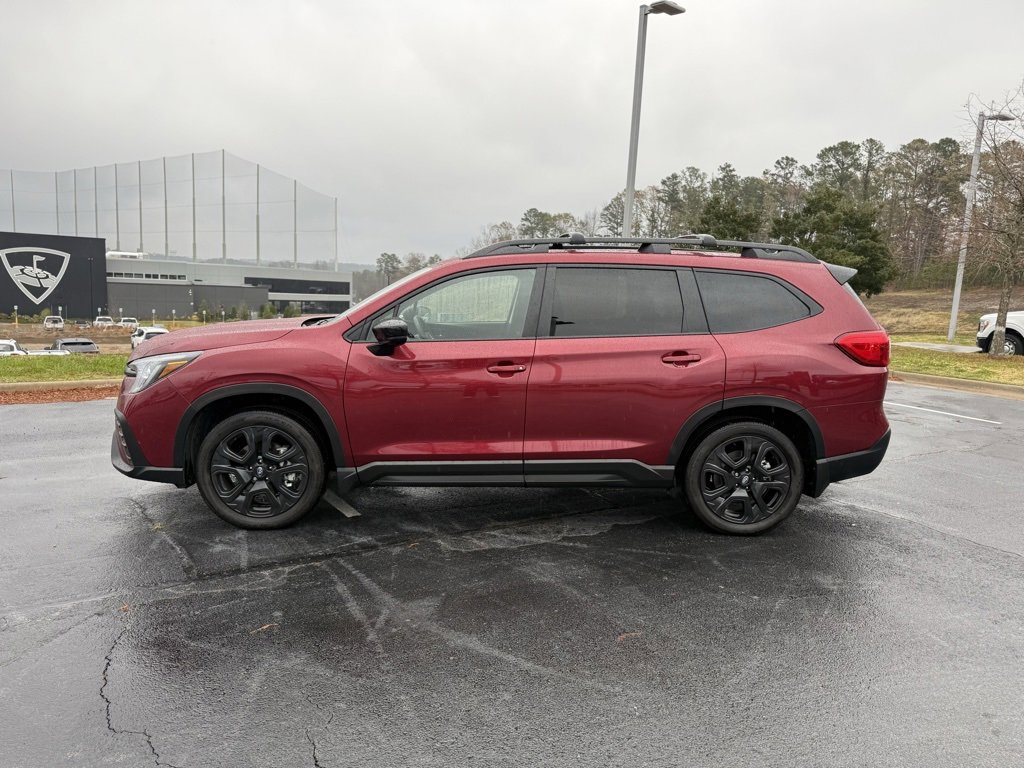 Used 2025 Subaru Ascent Bronze Edition image 4
