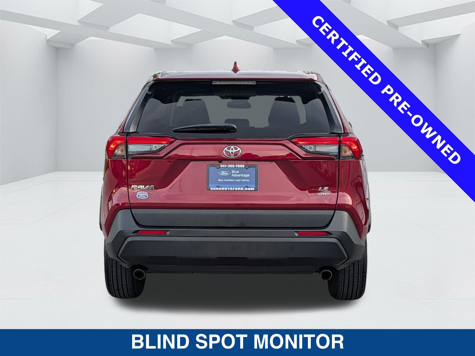 Used 2023 Toyota RAV4 LE AWD/4WD image 6