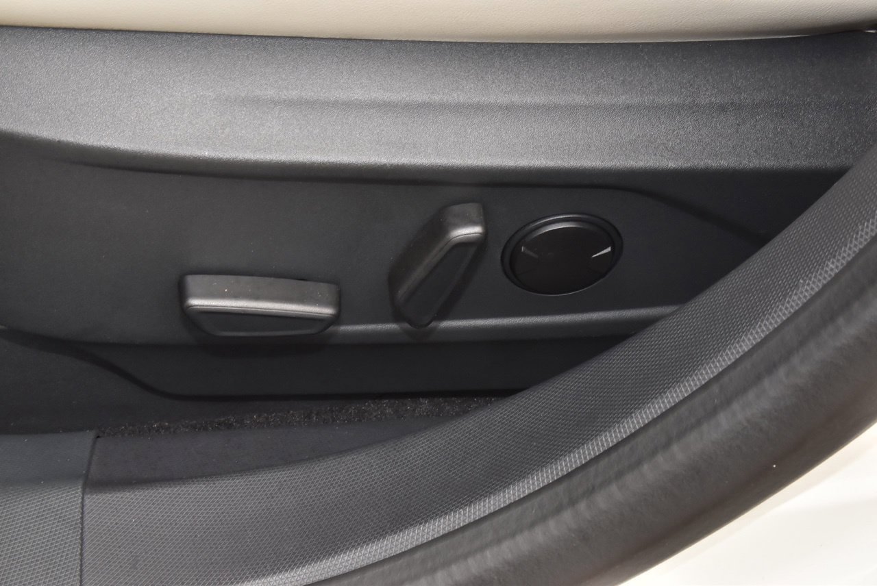 Certified 2021 Ford Mustang Mach-E Premium RWD image 34