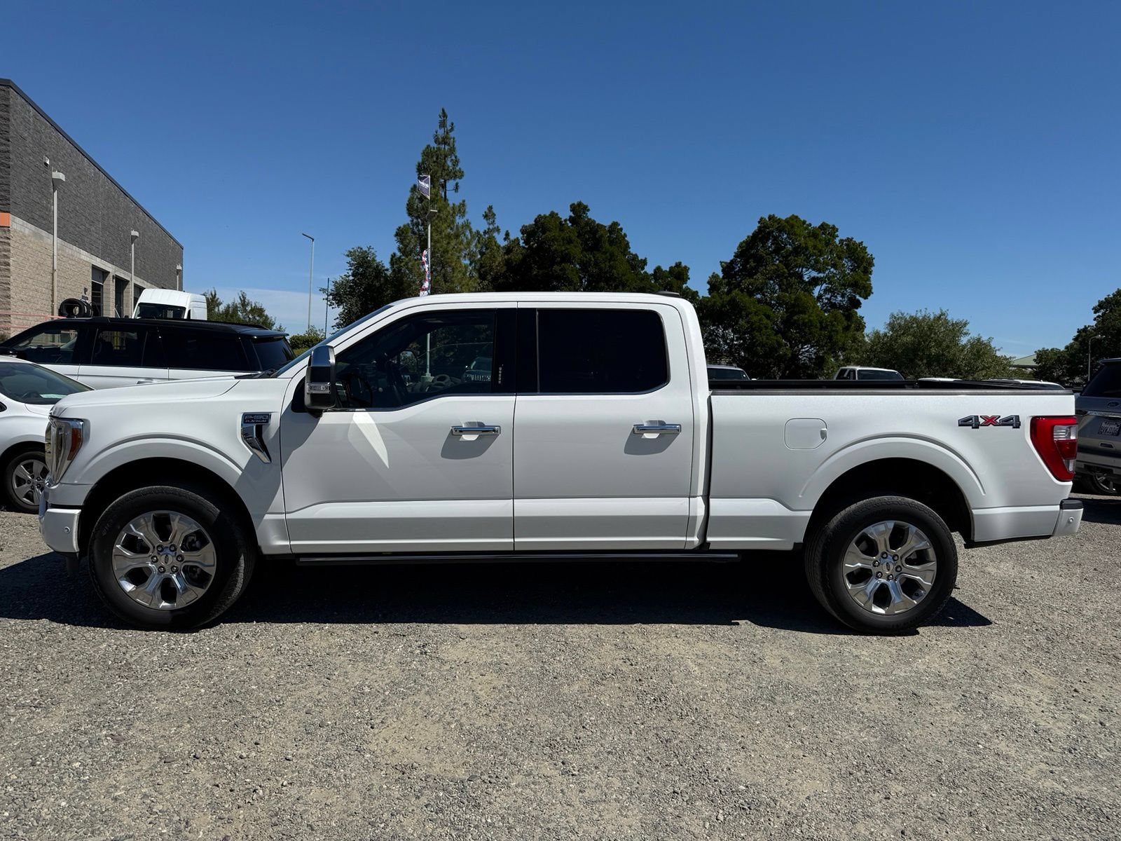 Certified 2022 Ford F150 Platinum w/ Equipment Group 701A High AWD/4WD image 2