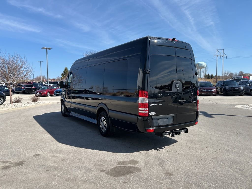 Used 2017 Mercedes-Benz Sprinter 2500 image 3
