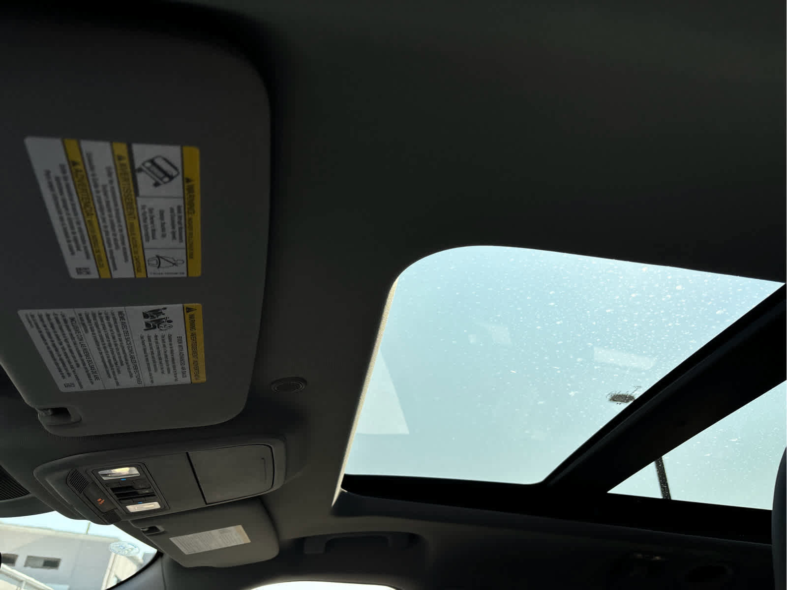 Certified 2024 Ford Explorer XLT w/ Equipment Group 202A image 15