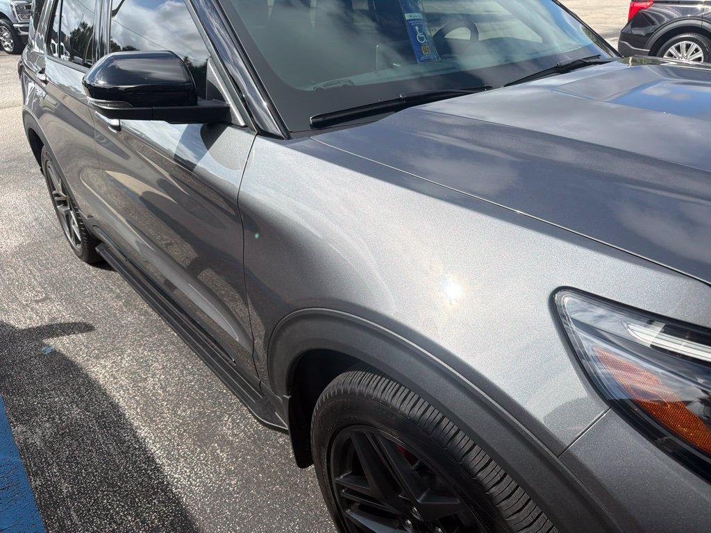 Certified 2025 Ford Explorer ST w/ Sun And Sound Package AWD/4WD image 10