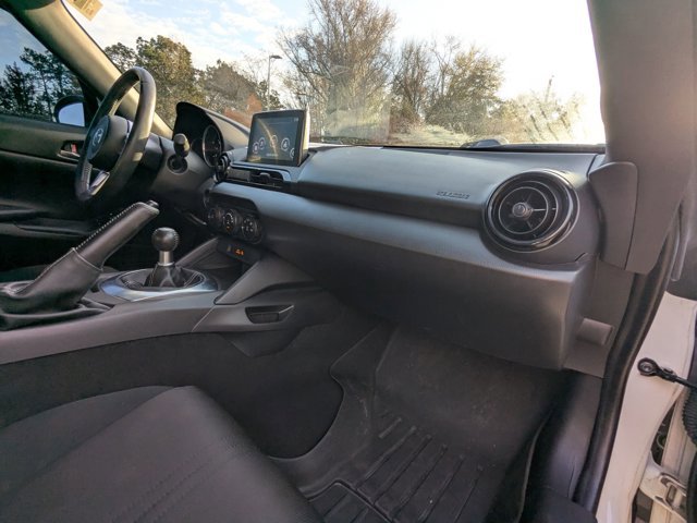 Used 2021 MAZDA MX-5 Miata Sport image 34