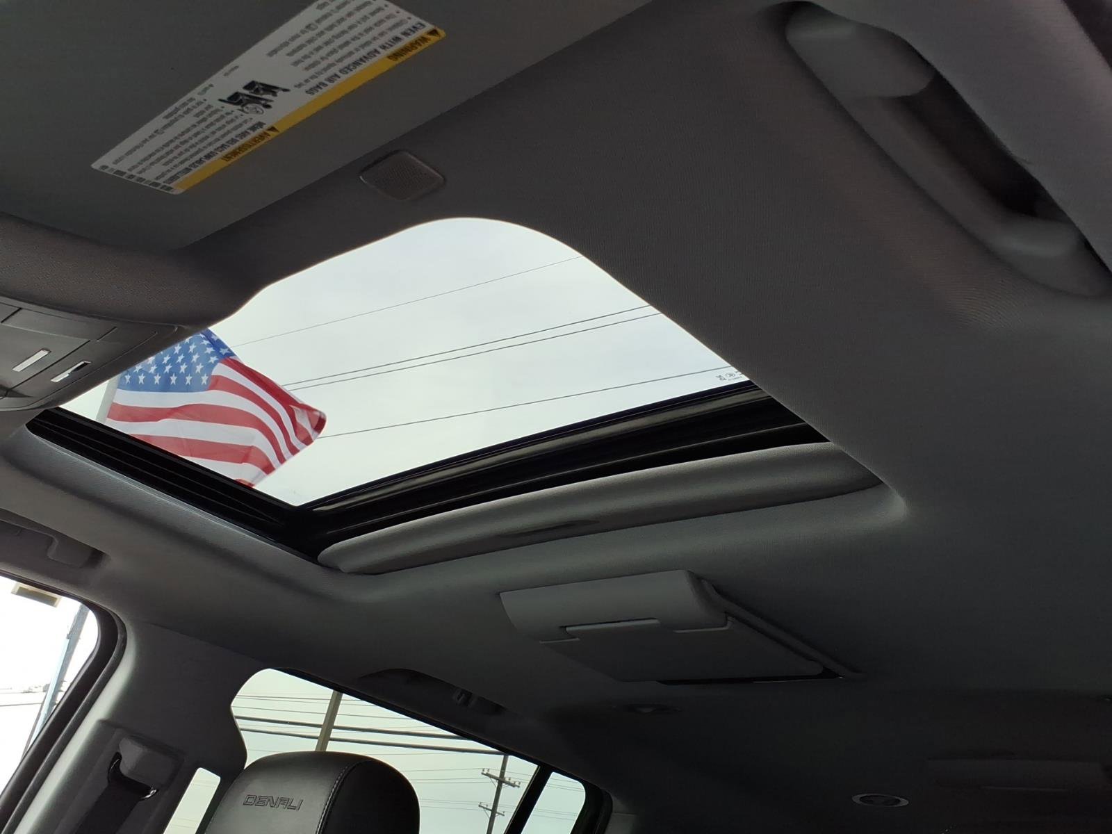 Used 2020 GMC Yukon XL Denali w/ Open Road Package image 20