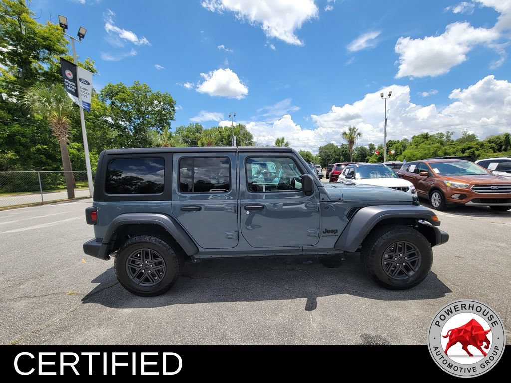 Used 2024 Jeep Wrangler Unlimited Sport AWD/4WD image 7