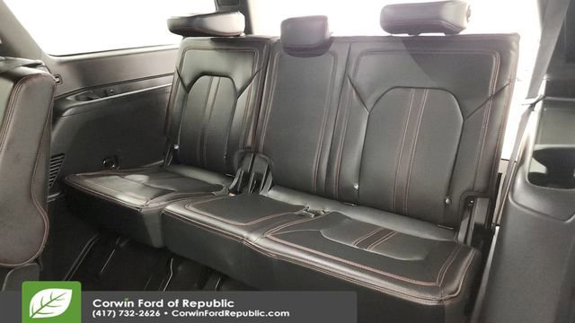 Certified 2022 Ford Expedition Max Limited w/ Equipment Group 303A image 25