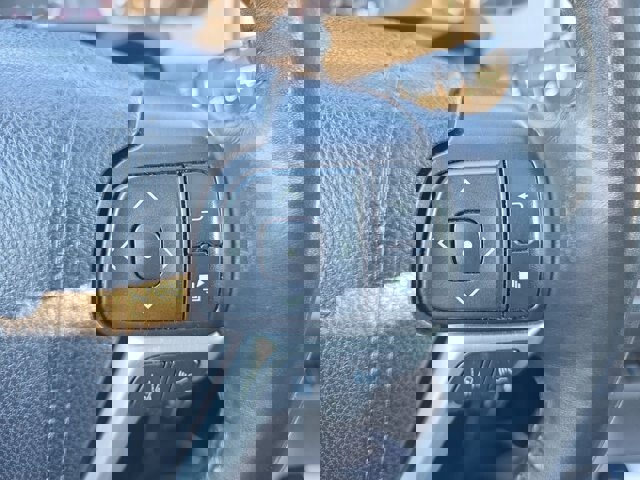 Used 2019 Toyota Highlander XLE image 19