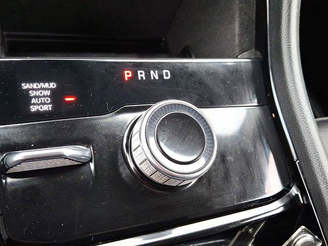 Used 2022 Jeep Grand Cherokee L Limited AWD/4WD image 12
