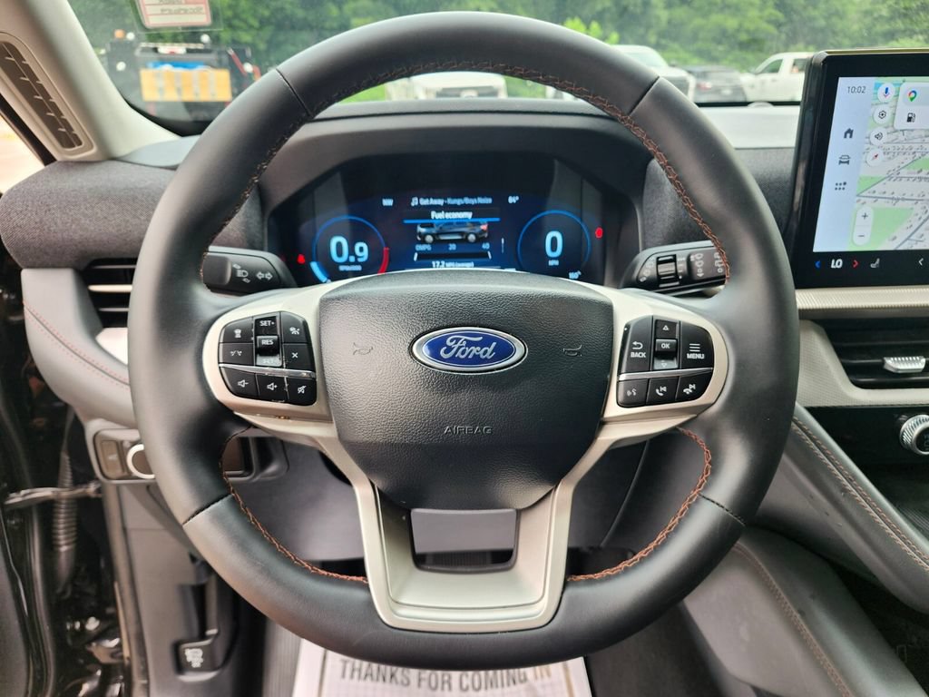 Certified 2025 Ford Explorer Active AWD/4WD image 29