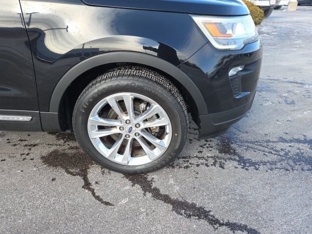 Certified 2019 Ford Explorer XLT w/ Equipment Group 202A image 7