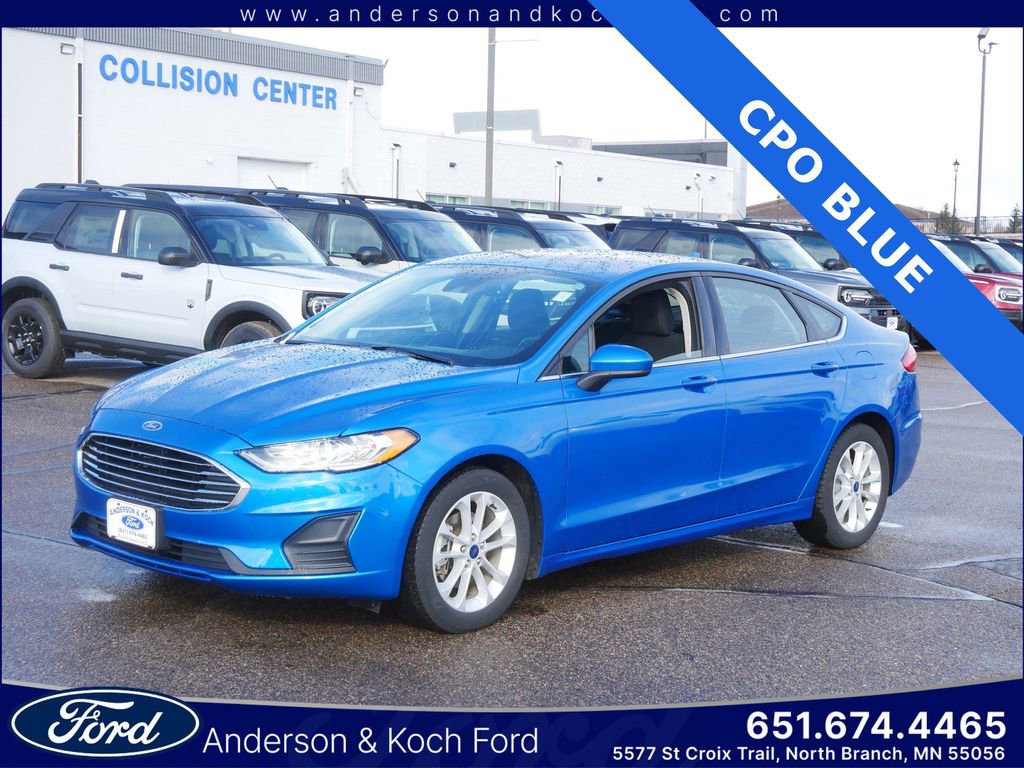 Certified 2020 Ford Fusion SE image 1