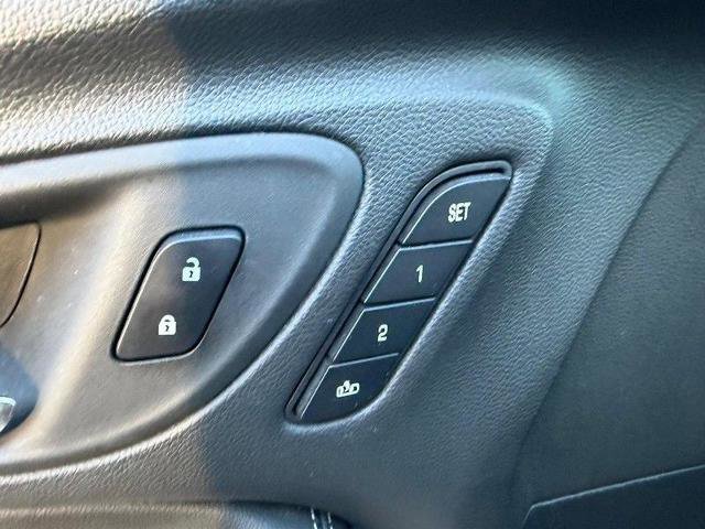 Used 2022 Buick Encore GX Essence w/ Experience Buick Package image 21