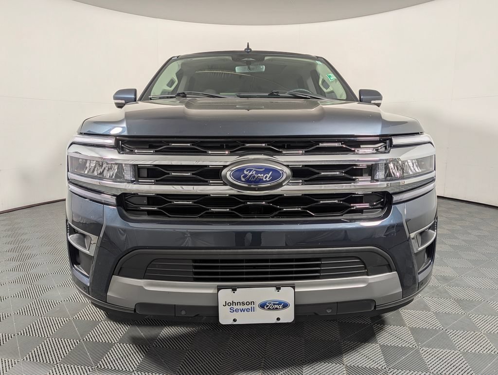 Certified 2024 Ford Expedition Limited RWD image 3