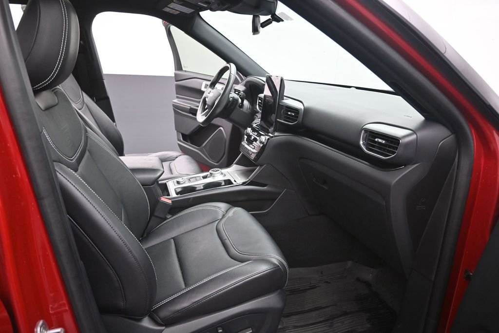 Certified 2021 Ford Explorer ST w/ Equipment Group 401A AWD/4WD image 26