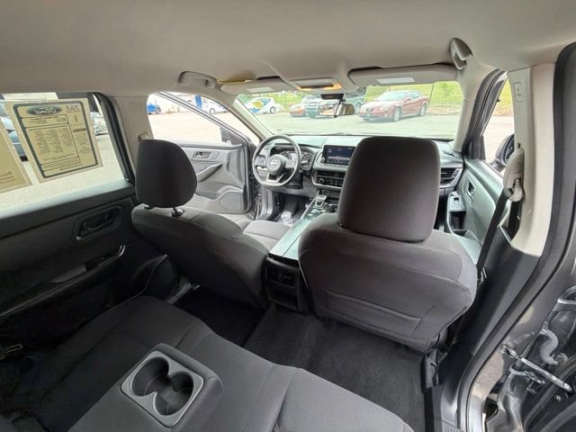 Used 2024 Nissan Rogue S FWD image 29